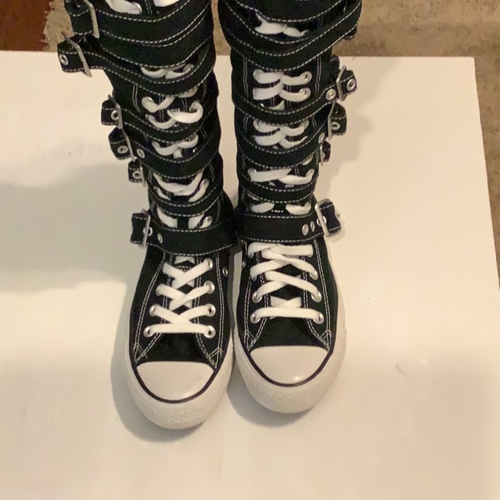 Converse Strap Buckle Zipper Knee High Sneaker Boot Womens 7  New!